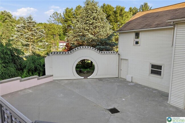 Building Photo - 6271 Batman Rd