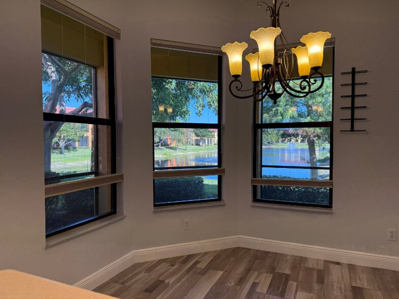 Building Photo - 15751 Prentiss Pointe Cir