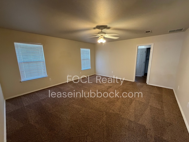 Building Photo - Bright and Welcoming 3/2/2