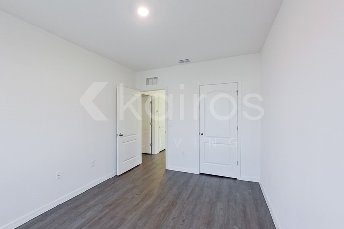 Building Photo - 32032 Katelin Cir