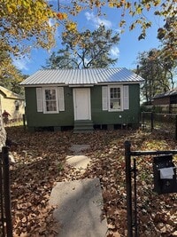 Building Photo - 1518 Kaufman St