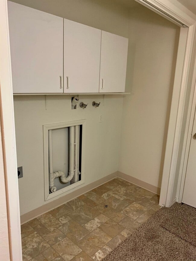 Building Photo - 1797 E Solar Ave