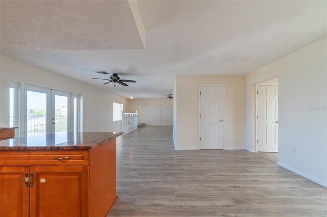 Building Photo - 5521 W Shr Dr