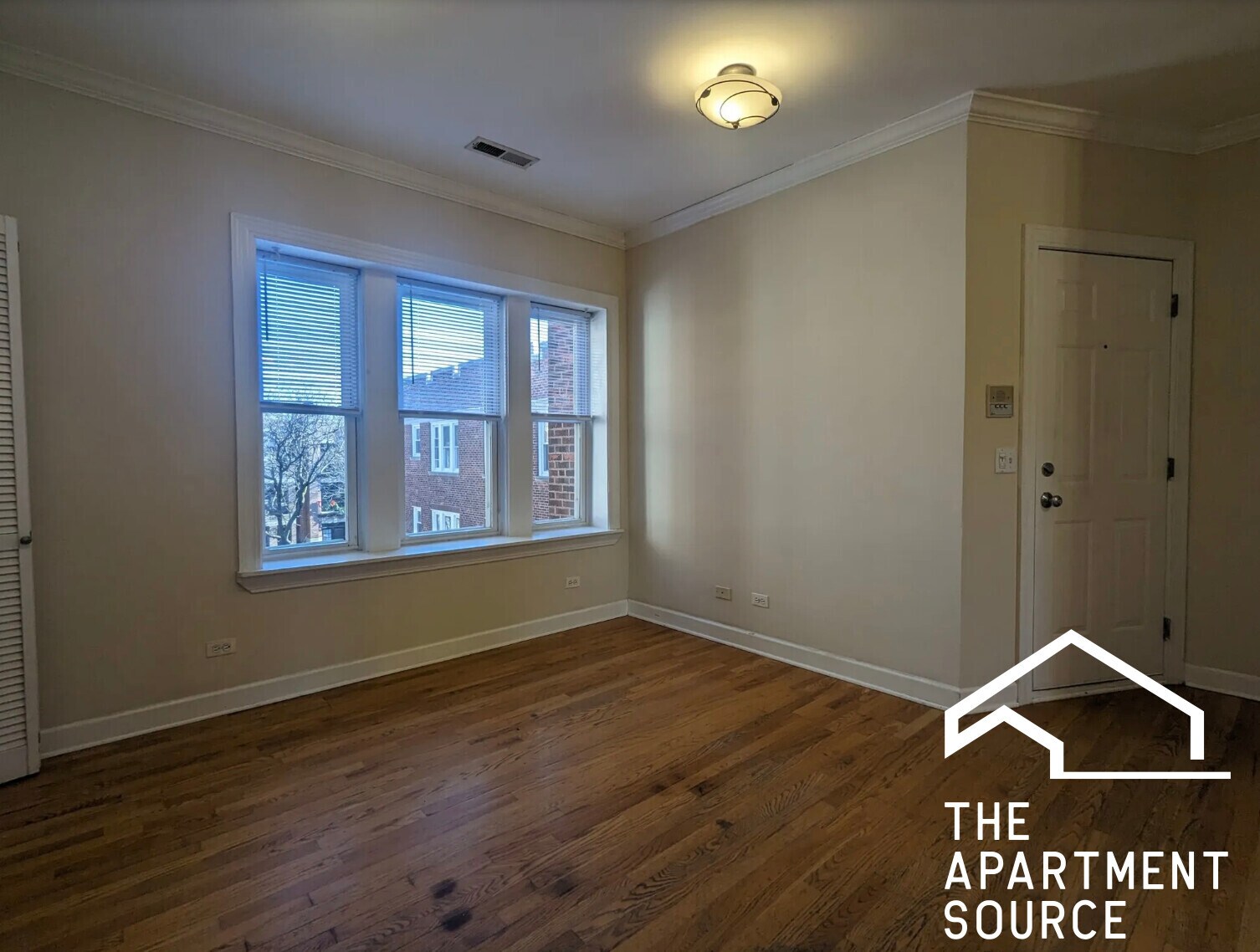 Building Photo - 3240 N Clifton Ave