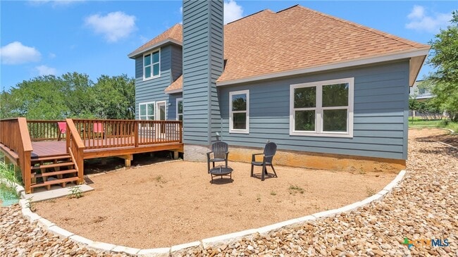 Building Photo - 105 Chesterfield Dr