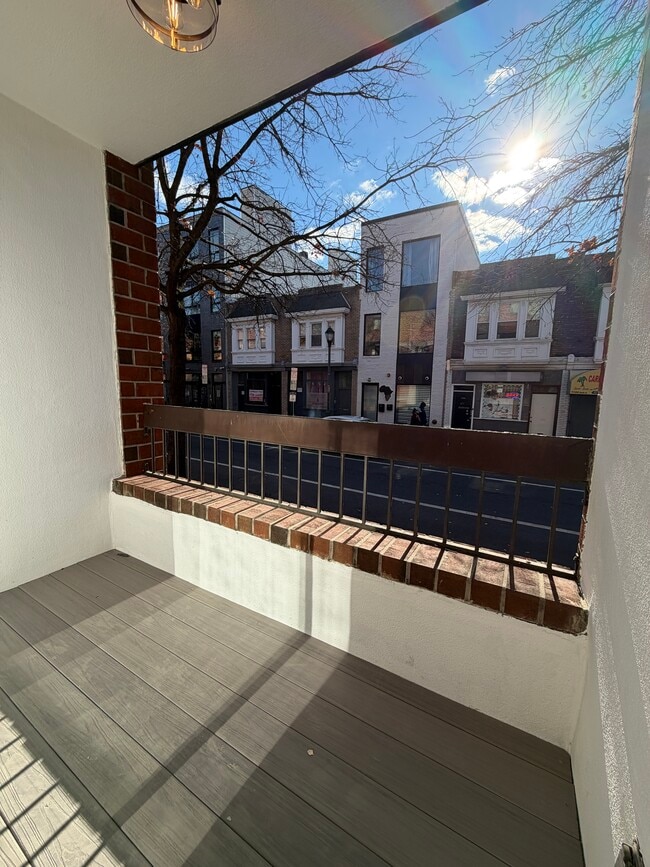 Building Photo - 1109 South St