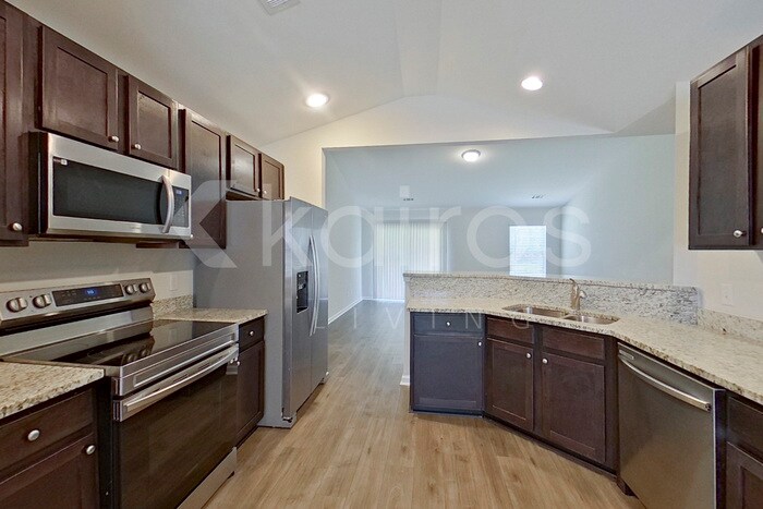 Building Photo - 113 Ebenezer Blf Wy