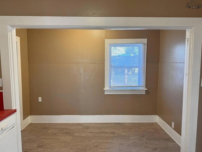 Building Photo - 1604 Britain St