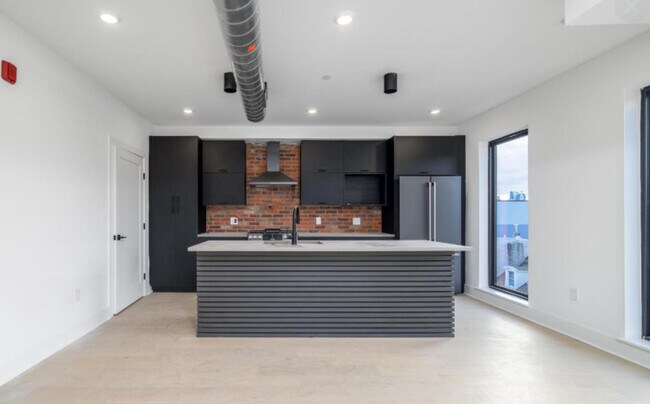 Building Photo - 1139 N 3rd St