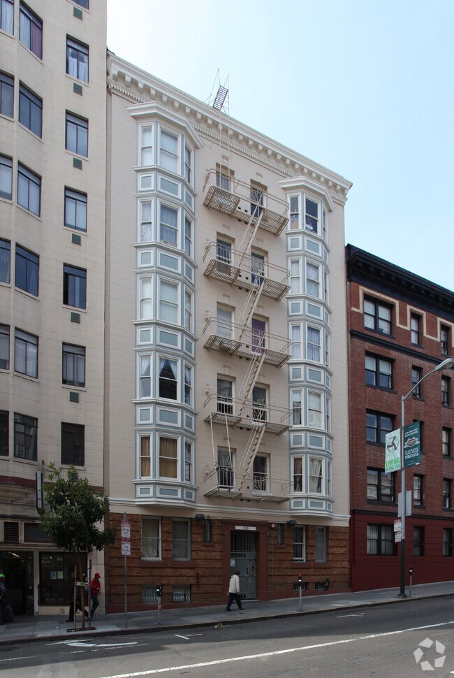 Primary Photo - Wolff Apartments