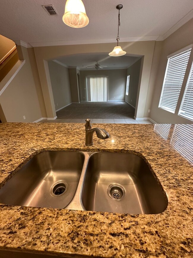 Building Photo - Oceanway Beauty, WOW Amenities, 4 Bedroom ...