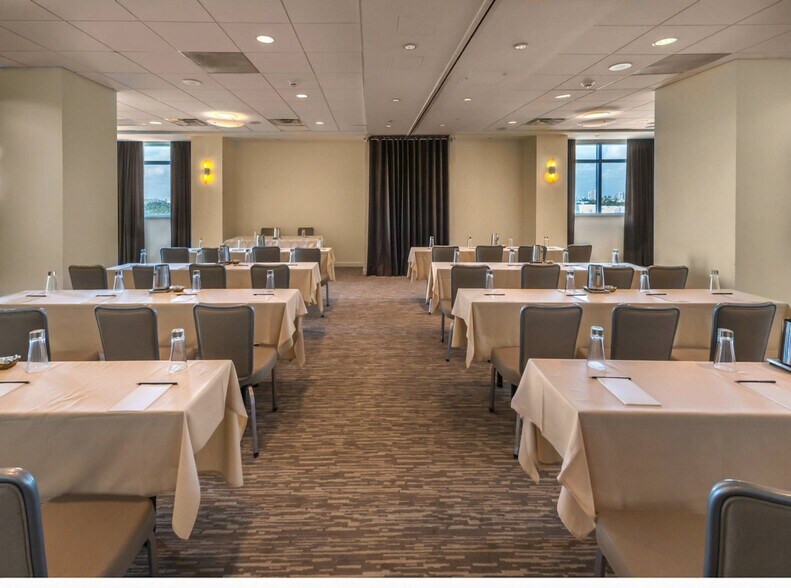 Building Photo - 2889 McFarlane Rd