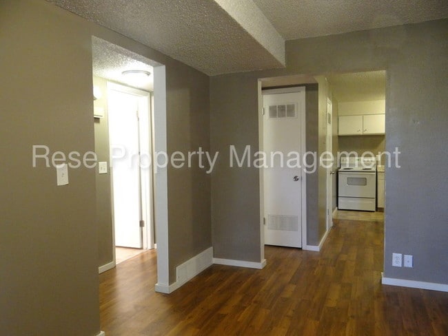 Building Photo - 2736 S Adams St