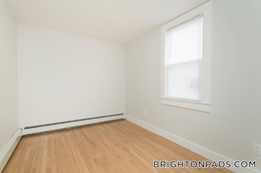 Building Photo - 35 South St