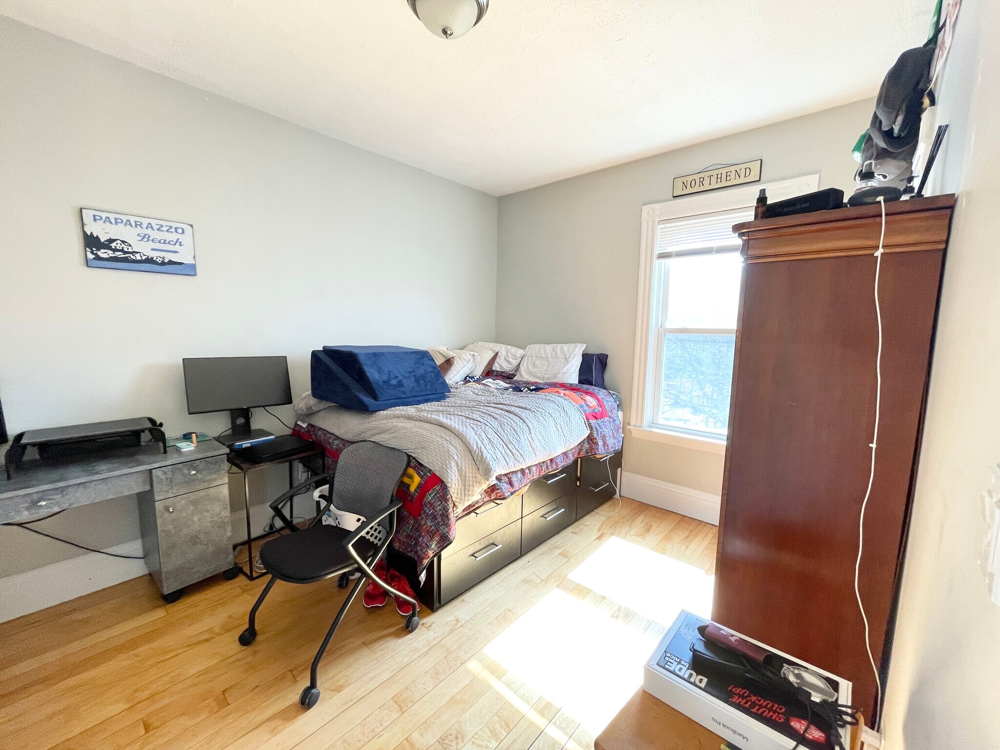 Building Photo - 24 Pond St