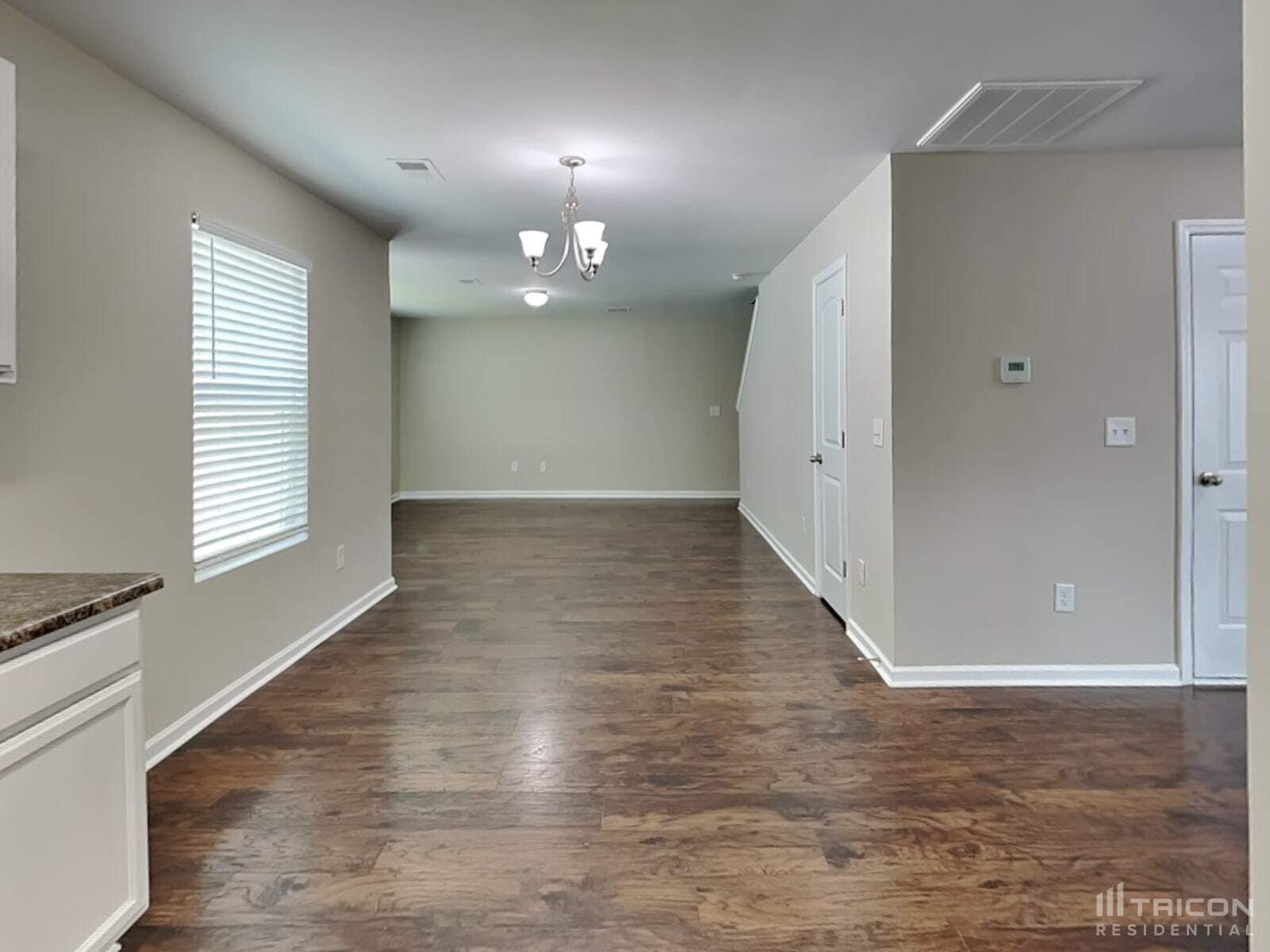 Building Photo - 42 Jones Creek Cir