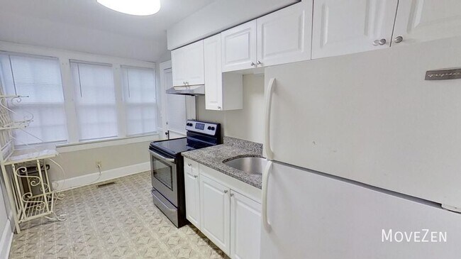 Building Photo - 604 N Blount St