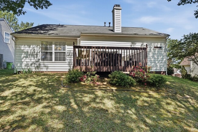 Building Photo - RANCH HOME with 3 bedrooms and 2 baths-CONVENIENT LOCATION