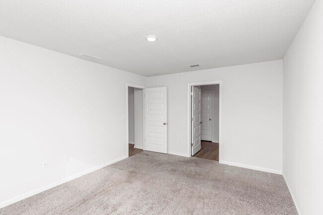 Building Photo - 4610 Reveille Wy