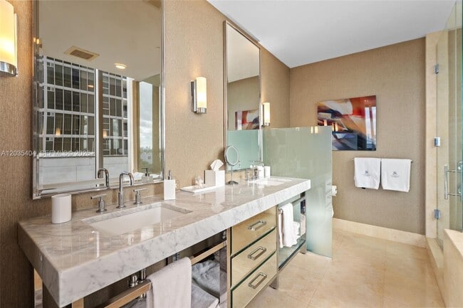 Building Photo - 9705 Collins Ave