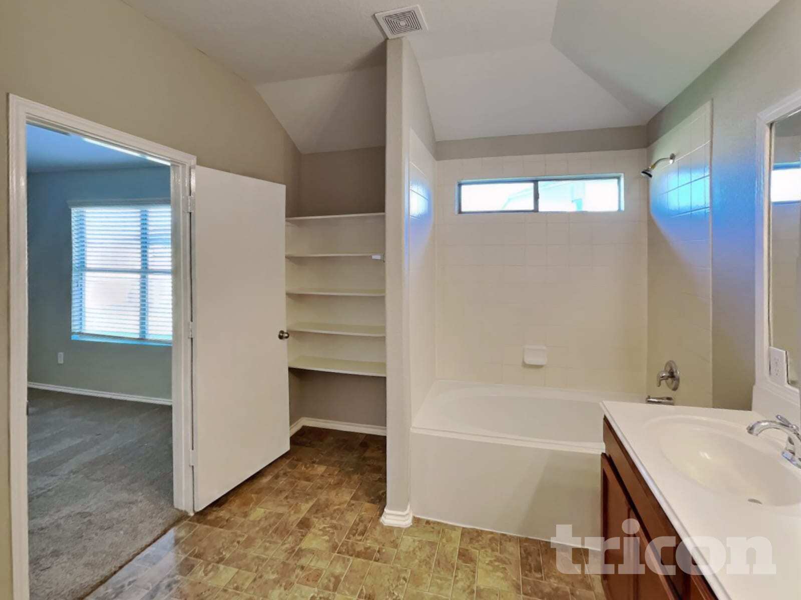 Building Photo - 20435 Shiloh Mist Ln