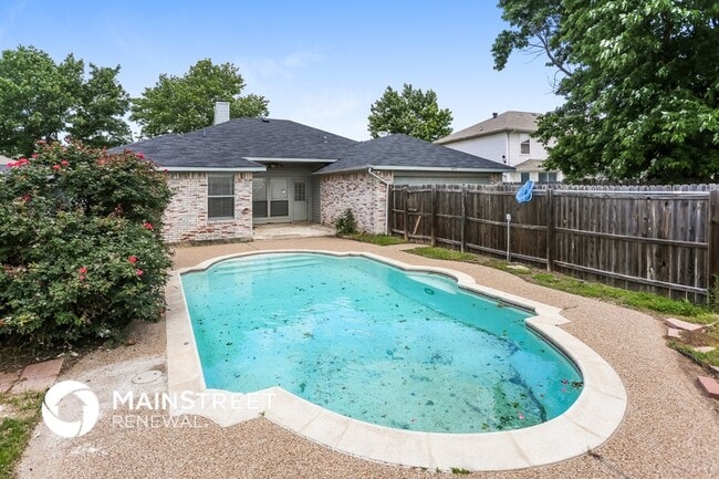 Building Photo - 443 Kimmel Dr
