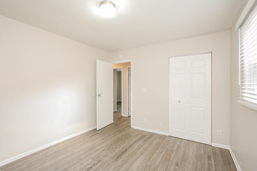 Building Photo - 8302 42nd St