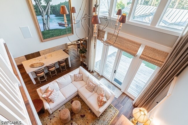 Building Photo - 287 11th Ave S