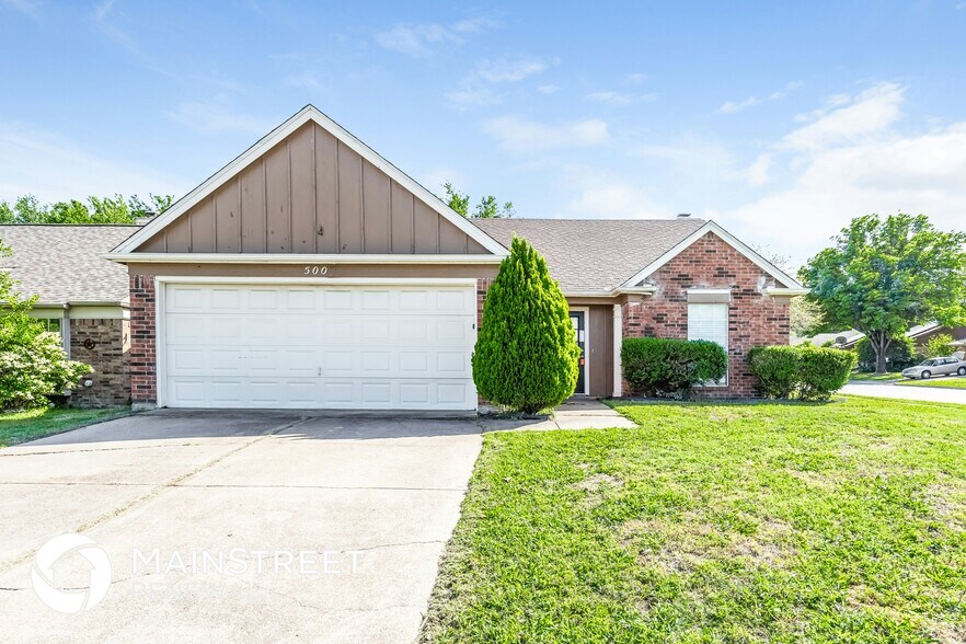 Primary Photo - 500 Myrtle Dr