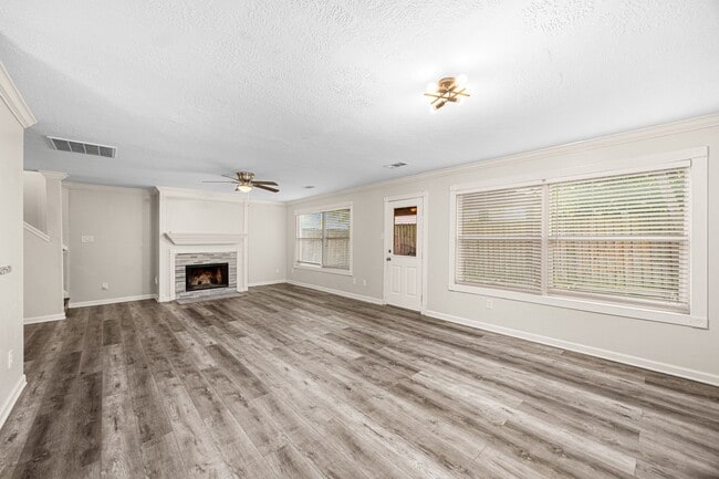 Building Photo - 11843 Sunny Stream Dr