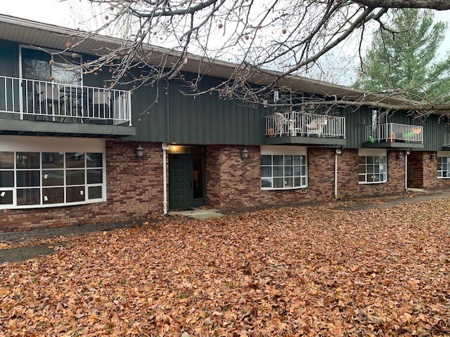 Primary Photo - Apartment For Rent Mt. Vernon Illinois