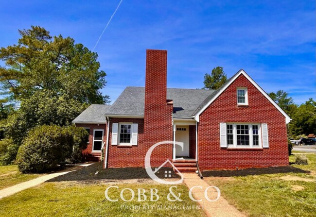 Primary Photo - 3027 River Rd W