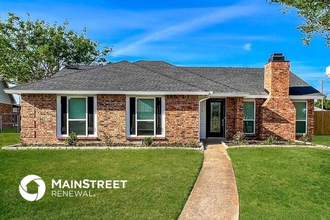 Building Photo - 528 Olympus St