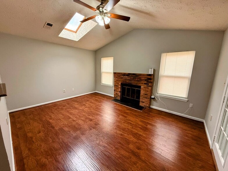 Building Photo - 4001 Bittern Ct