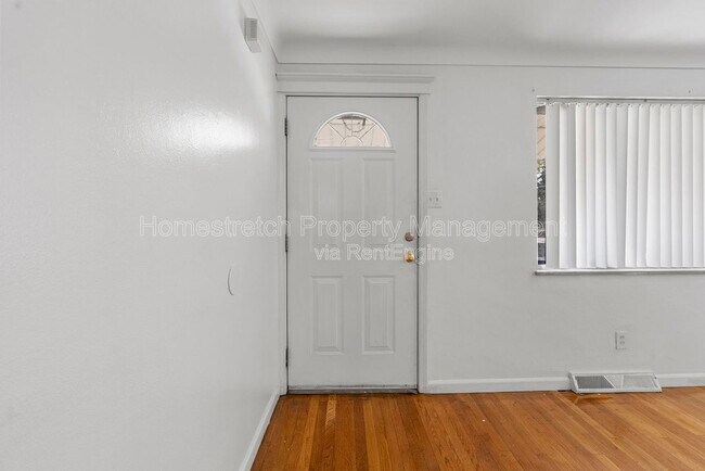 Building Photo - 500 N Elizabeth Ave