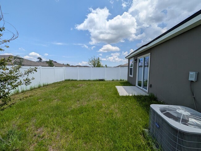 Building Photo - 2550 Falling Star Ln