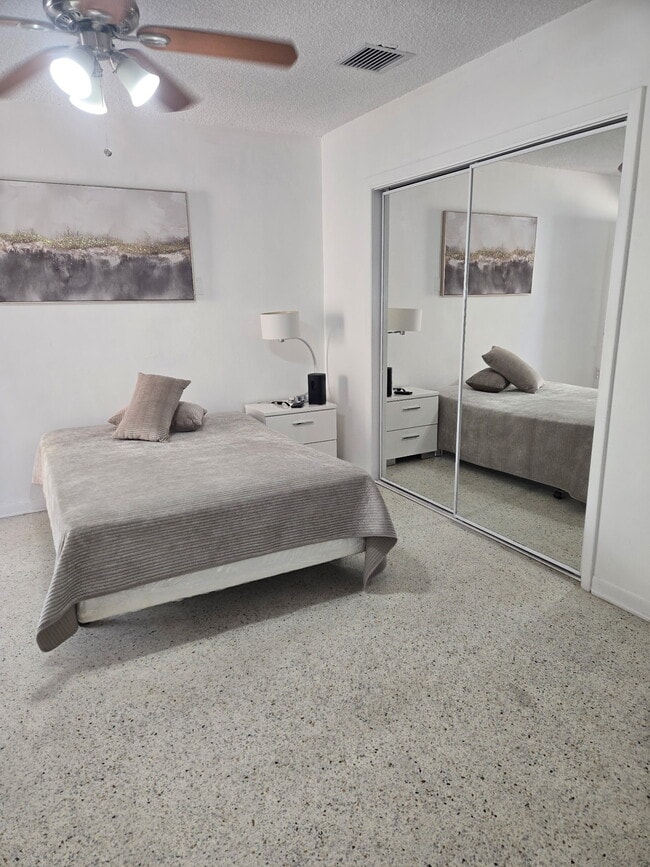 Building Photo - 3165 W 2nd Ave