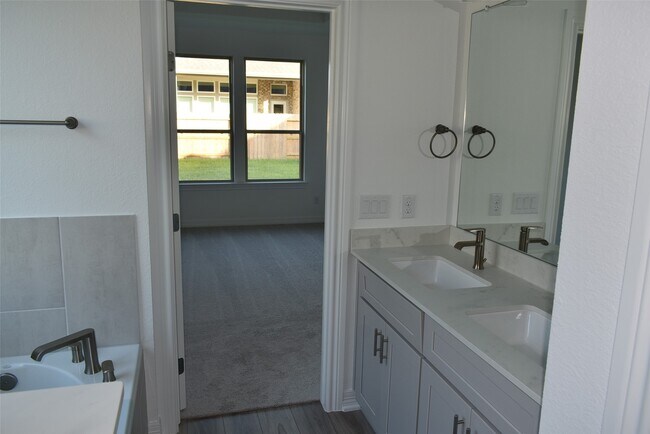 Building Photo - 7015 Harvest Colony Ln