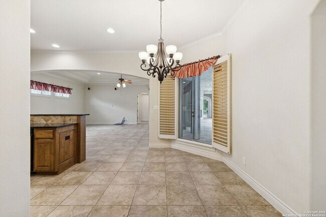 Building Photo - 238 Verbena Hill