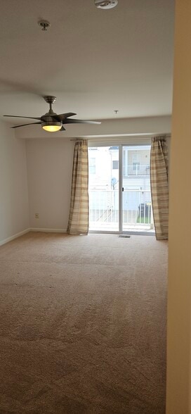 Building Photo - 12332 Rollys Ridge Ave