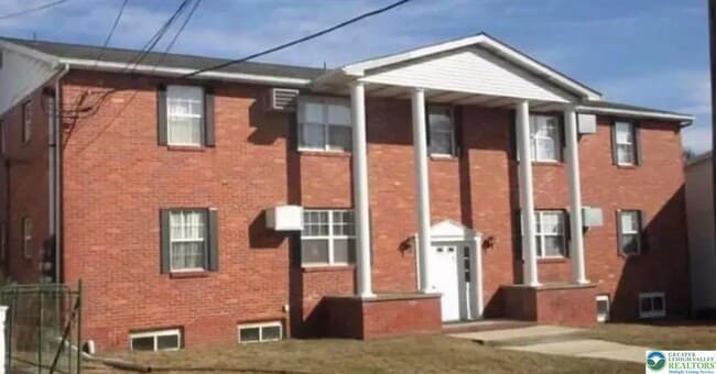 Primary Photo - 235 N Nice St