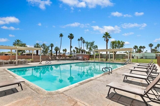Building Photo - 73229 Adobe Springs Dr