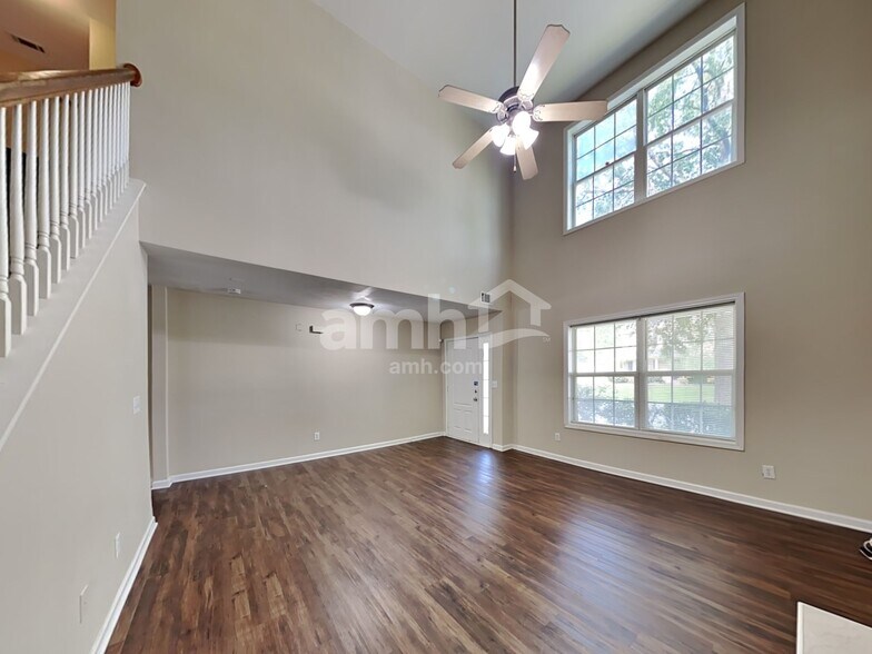 Building Photo - 6433 Grand Hickory Dr