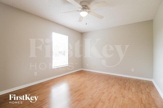 Building Photo - 1674 Waltz St SE