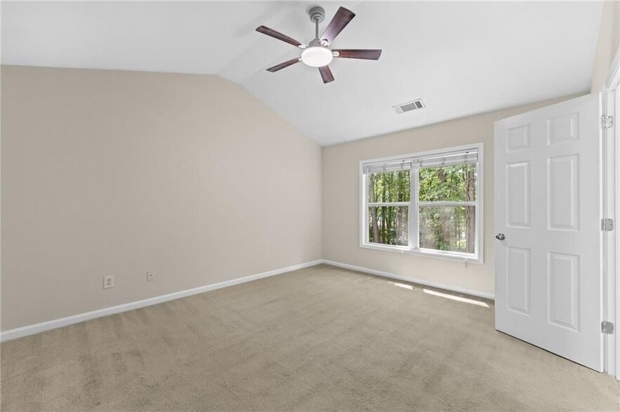 Building Photo - 2626 Fresian Ct NE