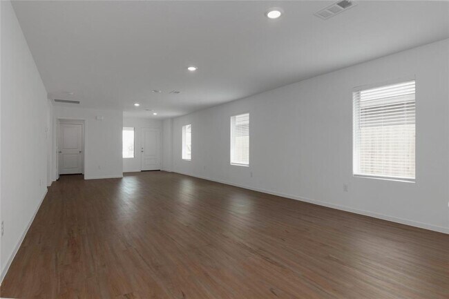 Building Photo - 5942 Morning Fern Ln
