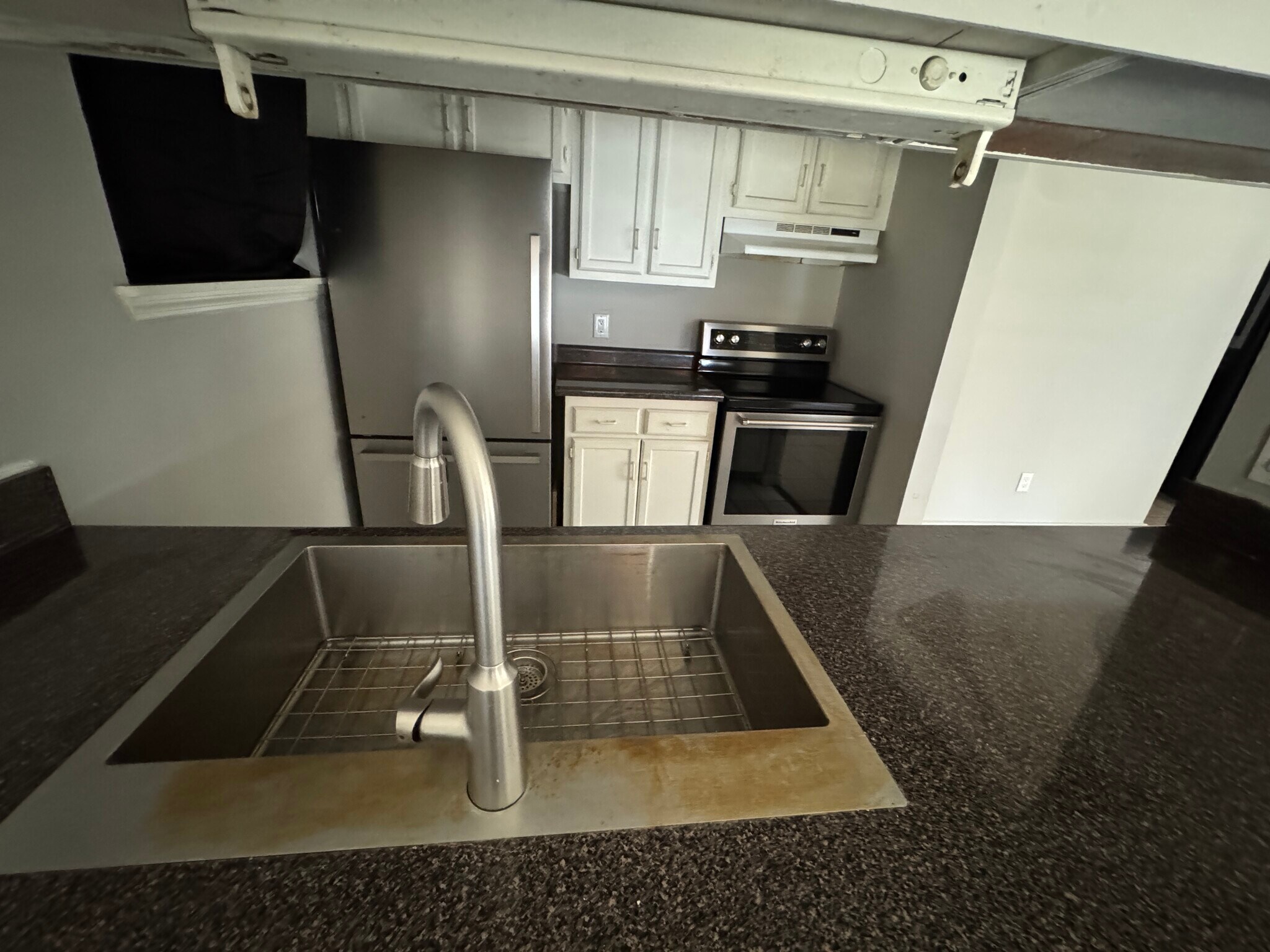 Building Photo - 1863 Nekoma Ct