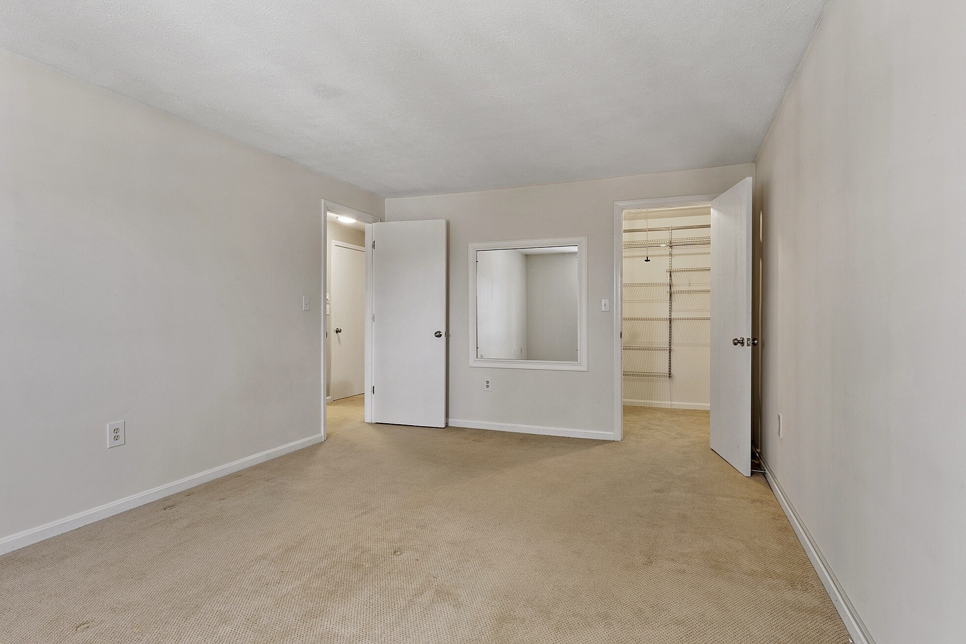 Building Photo - 73 Kennedy Dr