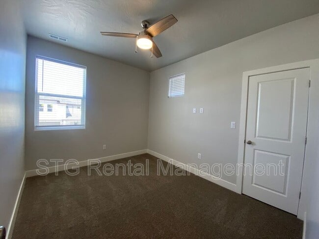 Building Photo - 1147 S 4380 W