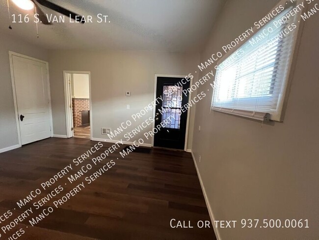 Building Photo - 116 S Van Lear St
